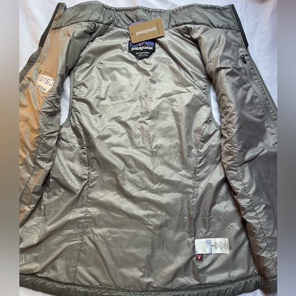NWT Patagonia Nano Puff Vest Women’s S - Logo - Picture 3 of 7